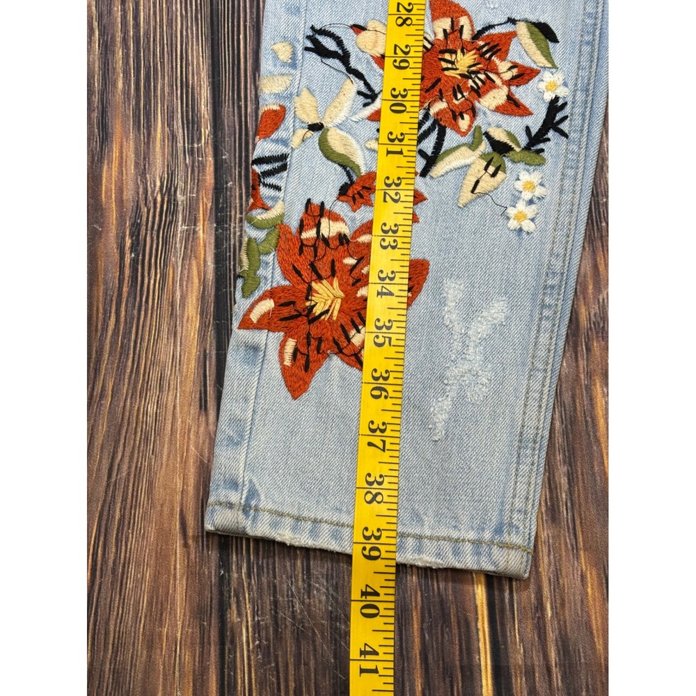 Topshop Moto Mom Jeans Womens W28 L32 Light Wash Floral Embroidered Distressed - Picture 5 of 15